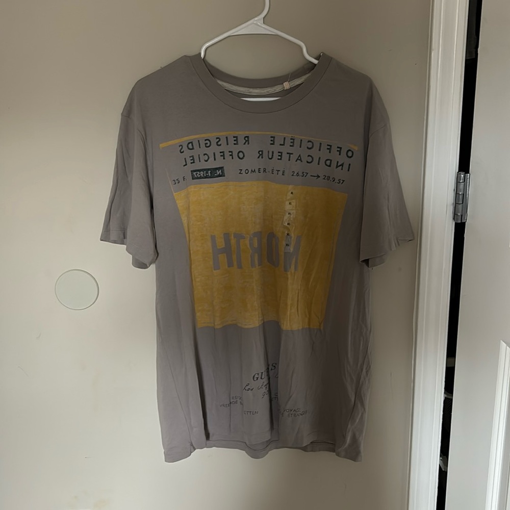 Excellent condition t shirt never used.